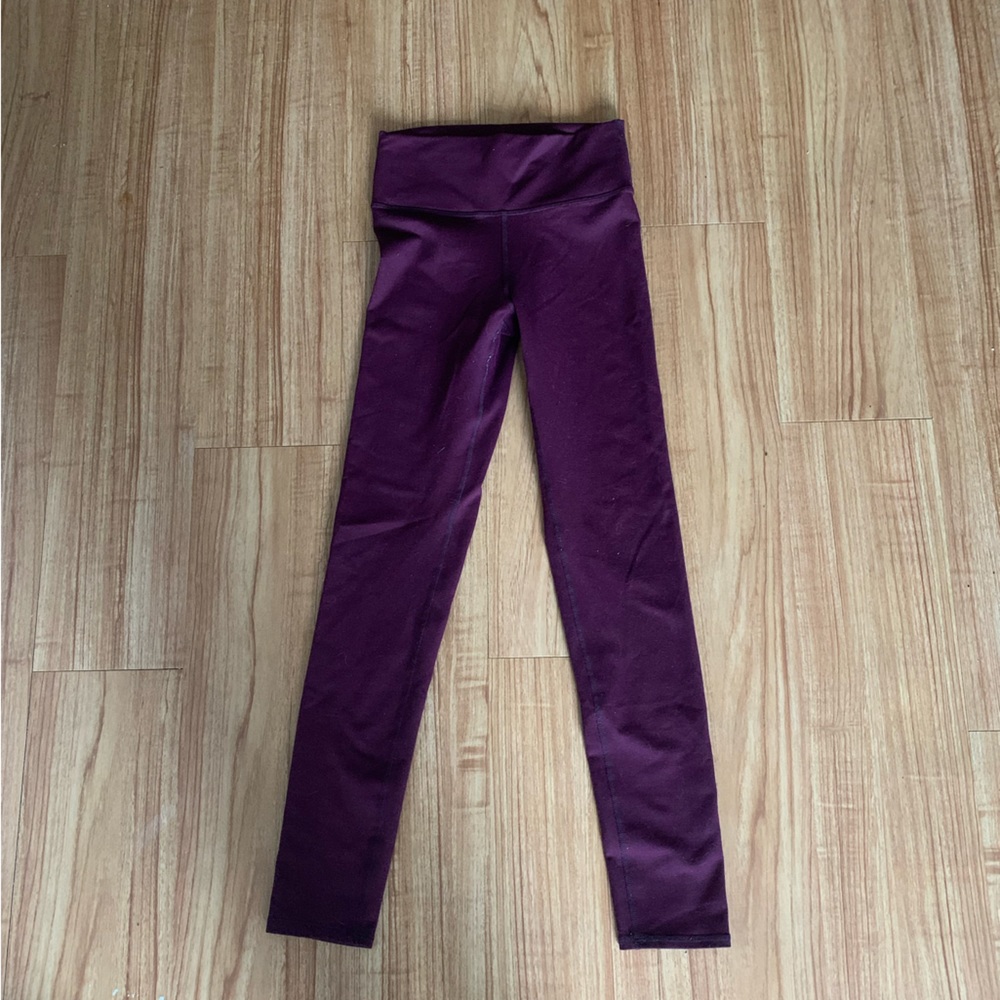 Small maroon purple fabletics leggings